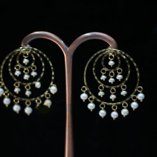 Golden Swirl Exclusive Pearl Earrings-White