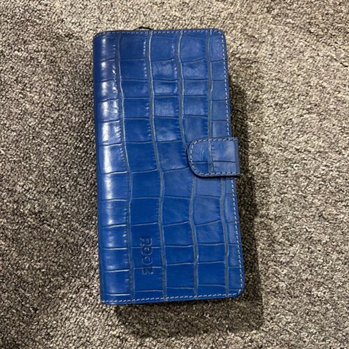 The Refined Croc Leather Wallet-Navy Blue