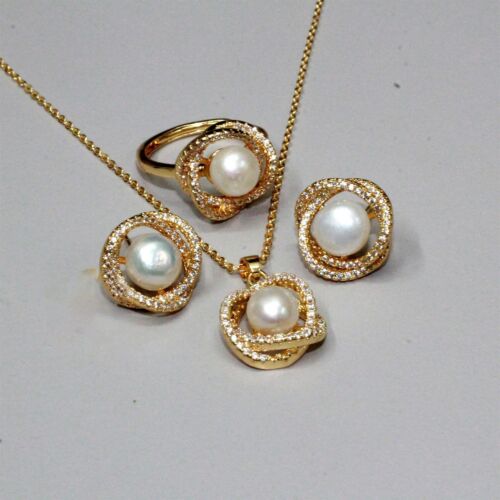 Nova Lumina Pearl Pendant Collection – Radiant Bliss