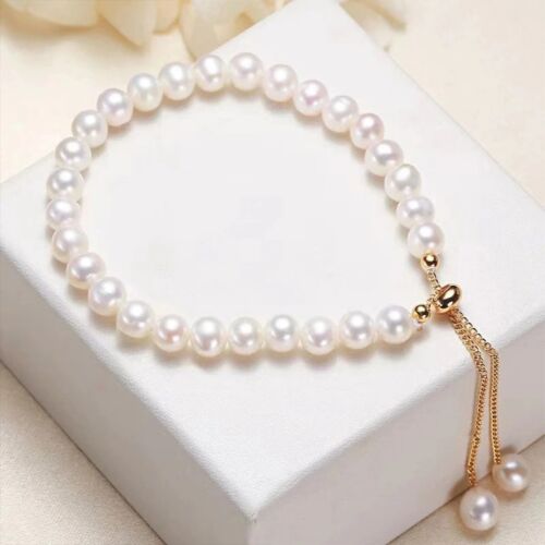 Pure Radiance" Natural White Pearl Bracelet with Gold Accents