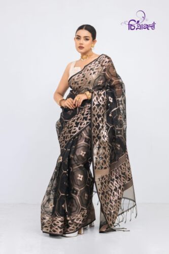 Oitri Saree-Black