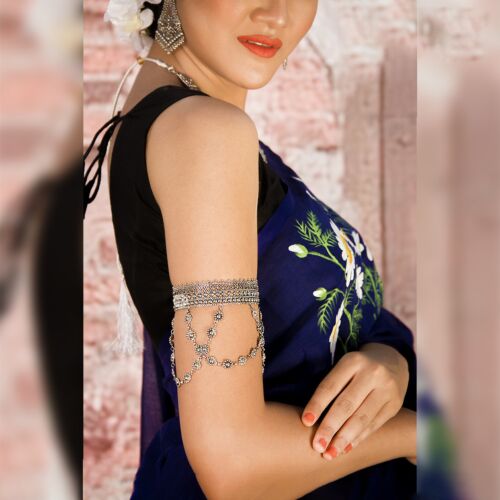 Gajra Haar Armlet Baju