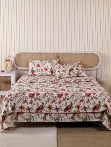 Rome Red - 4 Pcs- Bedsheet, Katha & Pillow covers Set