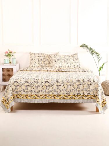 Tarifa Handmade Cotton Kantha with Pillow cases - King