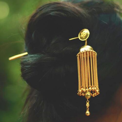 Elegant Golden Tassel Khopar Kata