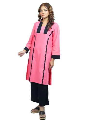 MISBA 2-Piece Set: Soft Pink Kameez with Lace Detailing and Chic Black Pants