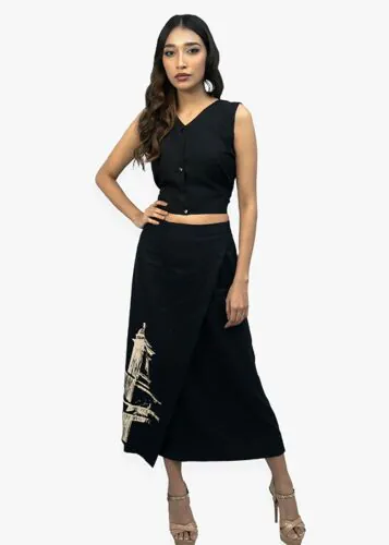 MISERY Sleek and Stylish A-Line Skirt with Skin Print