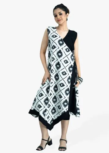 VANESSA Beautiful Black &amp; White Wrap Dress-M