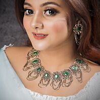 Majestic Green Emerald Tassel Choker